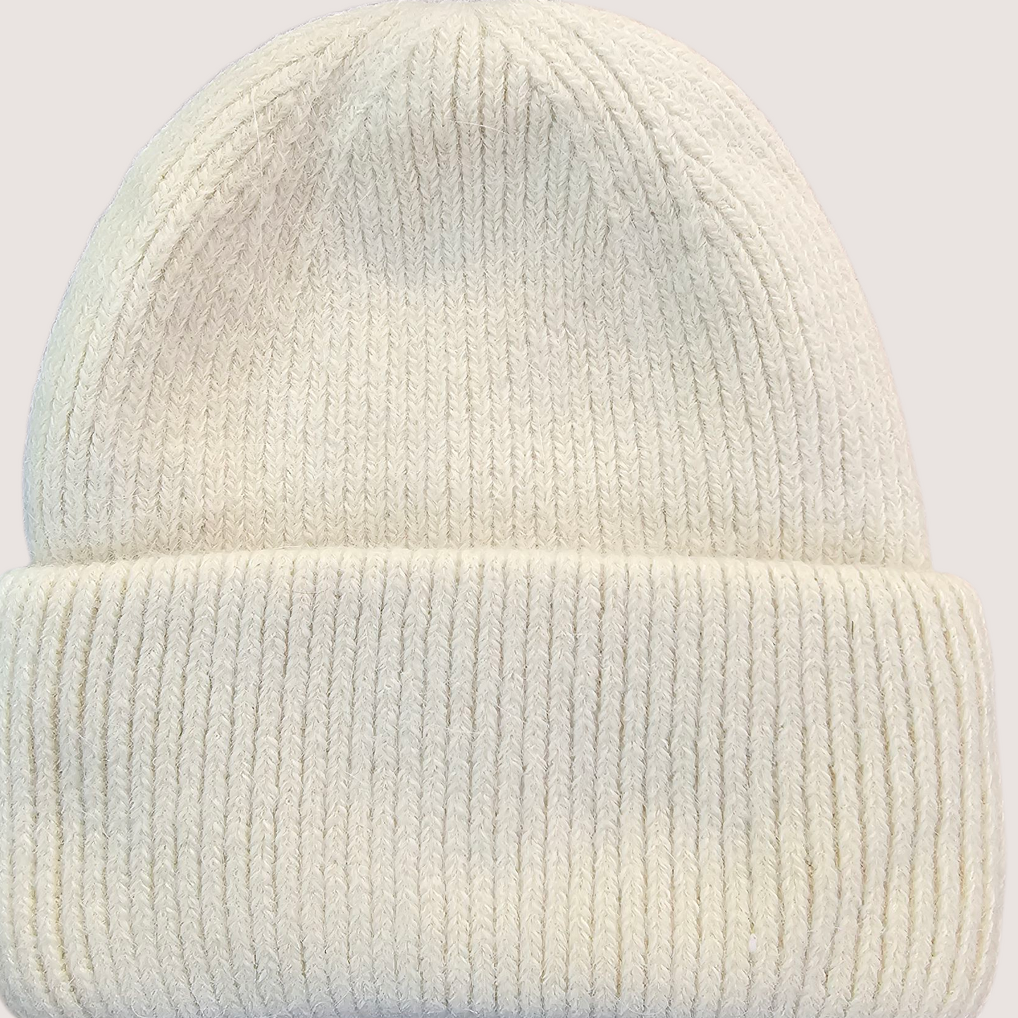 Angoravillainen pipo, luonnonvalkoinen